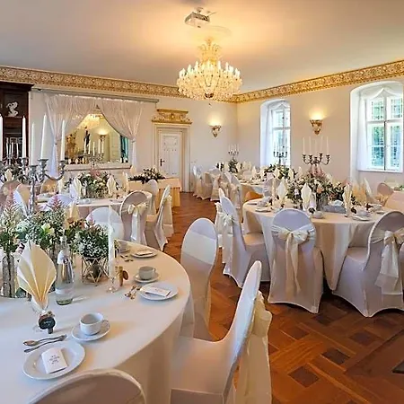 Schloss Grochwitz
