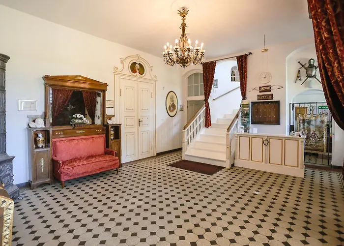 Garni Schloss Grochwitz فندق 3*