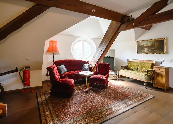 فندق Garni Schloss Grochwitz 3*