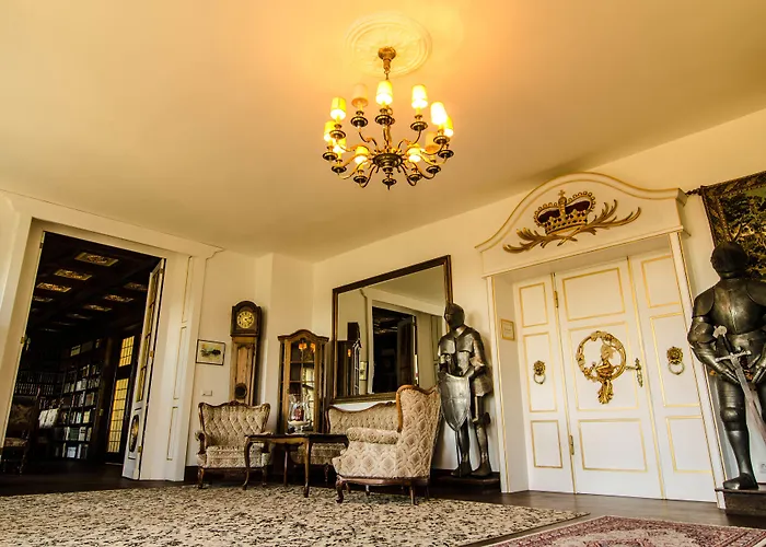 Garni Schloss Grochwitz